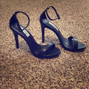 Strappy steve madden heels